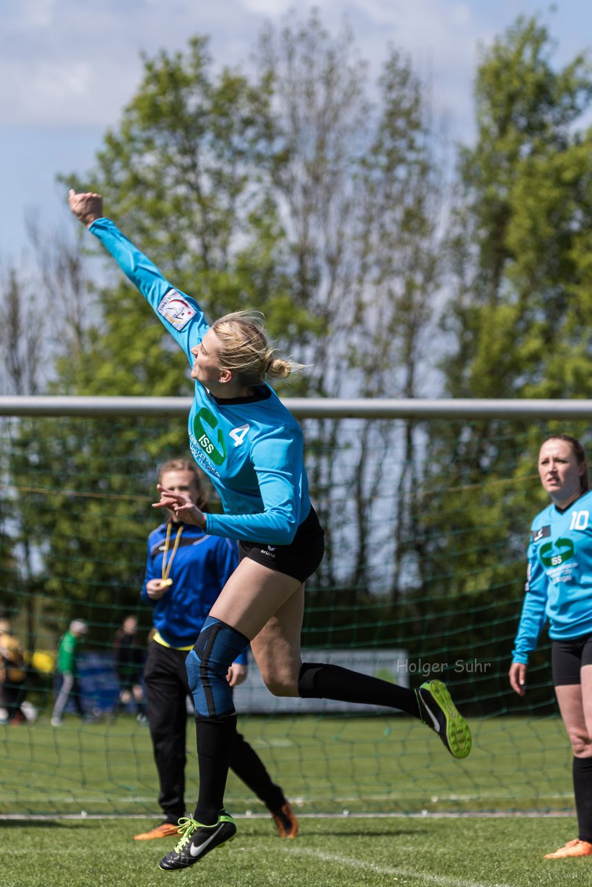 Bild 353 - Faustball Frauen Wiemersdorf